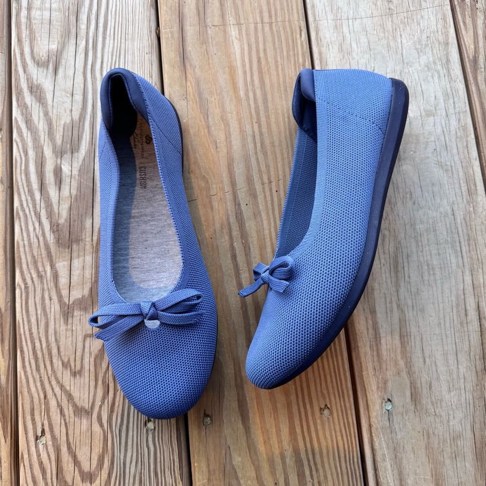New Clarks Cloudsteppers Carly Hope Blue Knit Flats size 9W